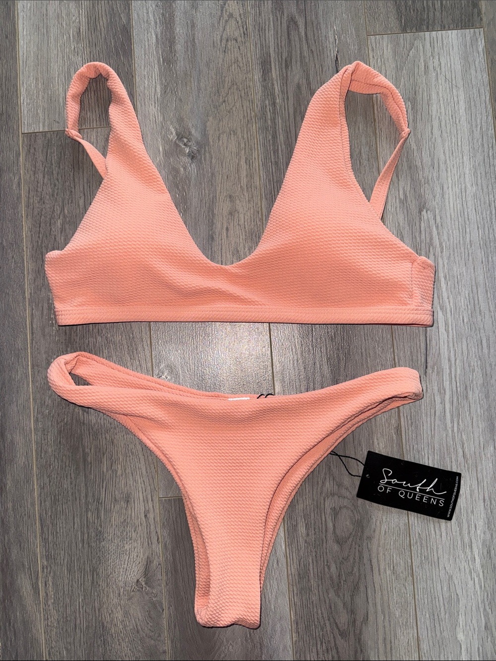 ✨NWT✨ South of Queens Bikini, Size Large